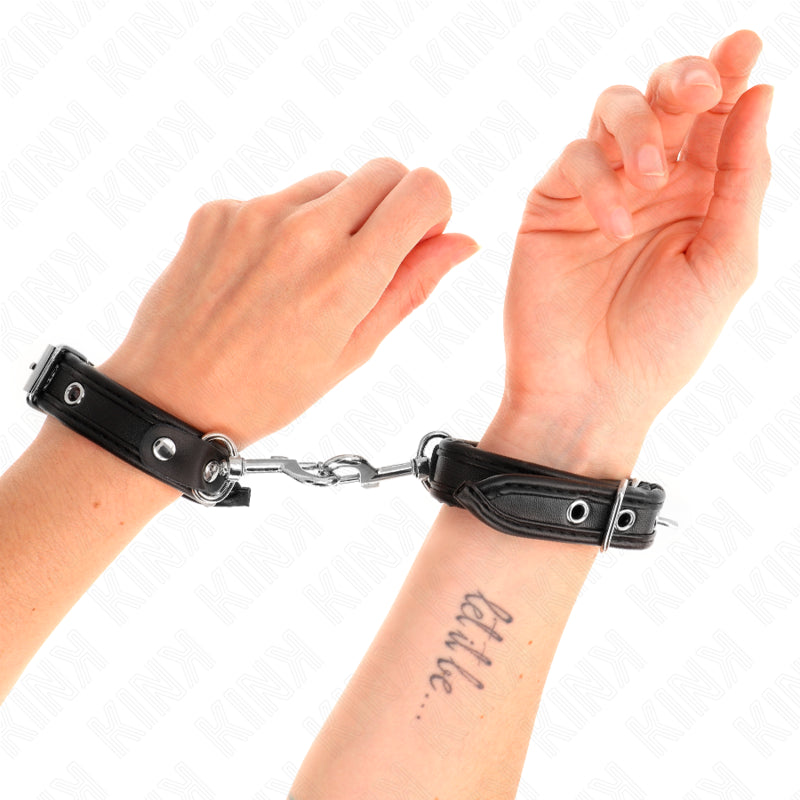 KINK MINI PULSEIRAS PRETAS COM PREGOS AJUSTaVEIS 16 22 CM X 2 CM
