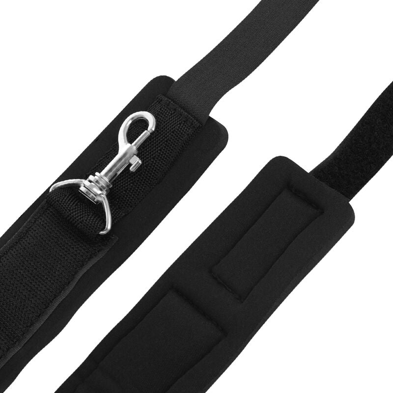 DARKNESS BONDAGE DOOR CUFFS