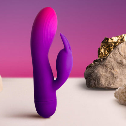 ROCKS OFF VIBRADOR GLO GIRL PURPLE RABBIT