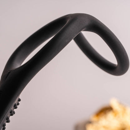ROCKS OFF PLUG ANAL RO ZEN RRO COM ANEL VIBRAToRIO PARA PeNIS PRETO