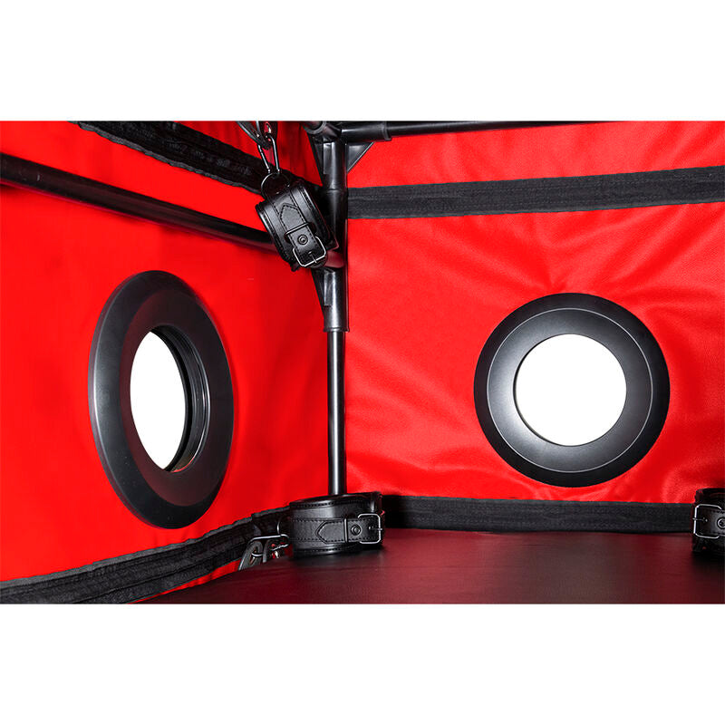 SECRET DOME KINK CLUB LA NICHE CABIN PRETO E VERMELHO